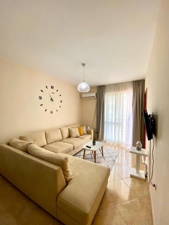 Chlo Apartment 2 Tiranë Luaran gambar