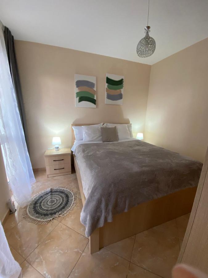 Chlo Apartment 2 Tiranë Luaran gambar